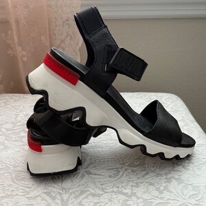 Sorel Black and White Women's Sandals